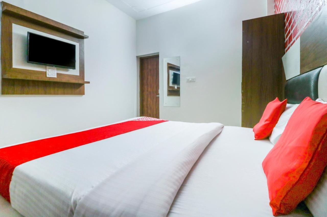 Oyo Hotel City View Nayagaon Exterior foto